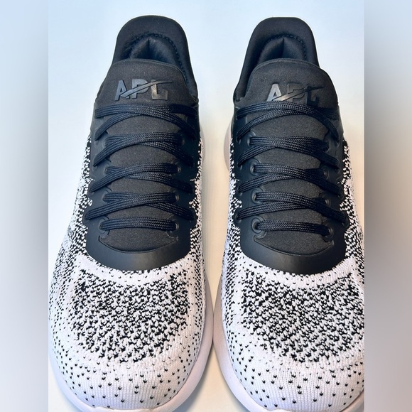 APL Techloom Tracer Sneaker Size 8.5 Running Shoe Anthracite slip-on EUC - Picture 2 of 8